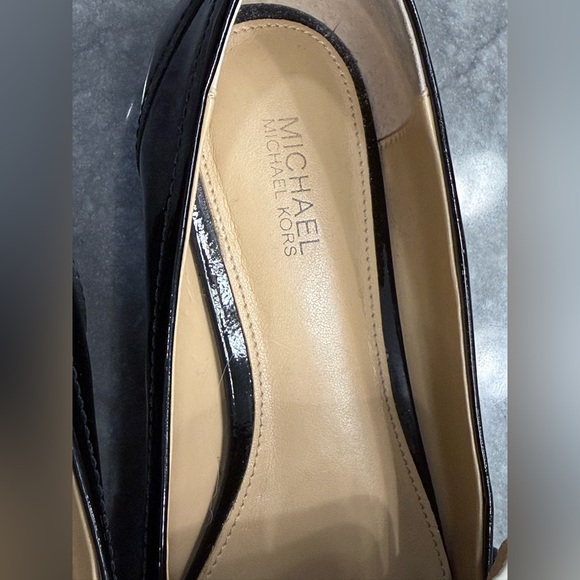 MICHAEL MICHAEL KORS Patent Leather Shoes - Picture 9 of 12